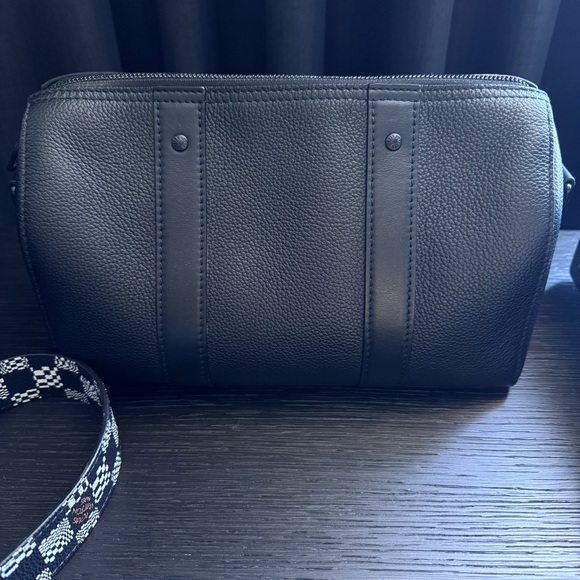 LOUIS VUITTON X VIRGIL ABLOH CITY KEEPALL - Picture 11 of 12